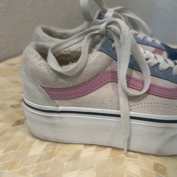 Vans suede sneakers men’s 4 , women’s 5.5 - Picture 2 of 11